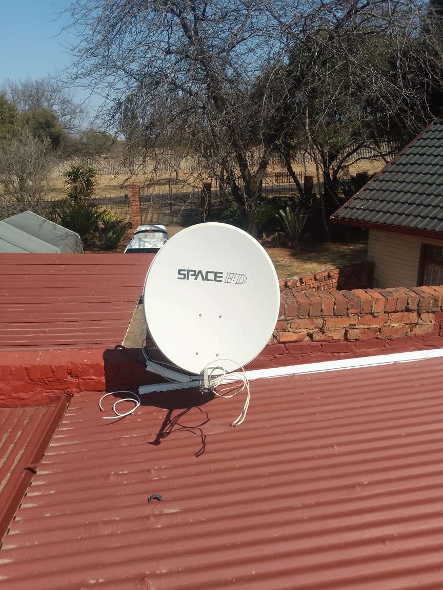 Accredited DStv installer Centurion rooftop